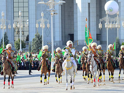 Туркменистан, парад